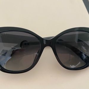 Polarized Diff sunglasses used